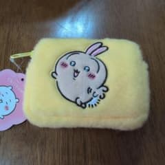 ちいかわ　ふわふわミニポーチ　うさぎ