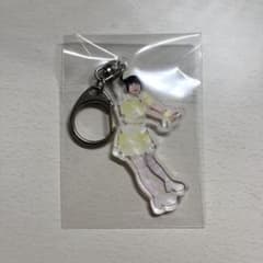 きゅるりんってしてみて 島村嬉唄 アクリルキーホルダーのサムネイル