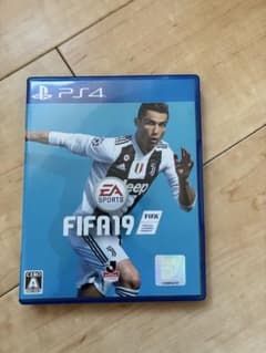 FIFA 19 PS4のサムネイル
