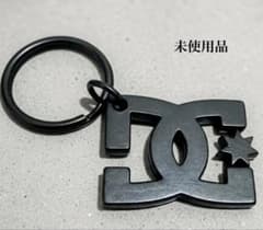 DC SHOES ディーシーシューズ メタル ロゴ キーホルダー キーリング 黒のサムネイル