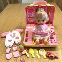 メルちゃん いちごのびようしつ&お人形とお洋服セットのサムネイル