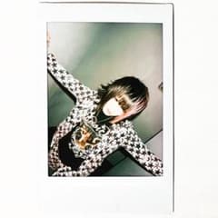 V系☆RoNo☆Cro【Minami】チェキ【32】 - メルカリ