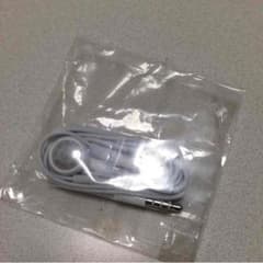 iphone 4 イヤホンのサムネイル