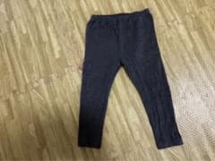 ユニクロ　レギンスパンツのサムネイル