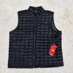 【新品タグ付】USA限定 ノースフェイス サーモボール ベスト3XL〜4XL相当