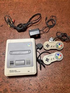 Nintendo スーパーファミコン　本体＋付属品のサムネイル
