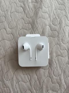 Apple EarPods with Lightning Connectorのサムネイル