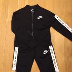NIKE　ジャージ上下セットのサムネイル