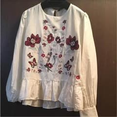 まこまむ様専用★新品 zara 刺繍ブラウスのサムネイル