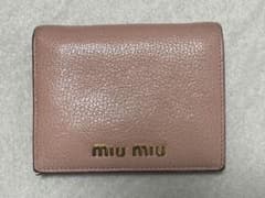ミュウミュウ MIUMIU 財布 二つ折りのサムネイル