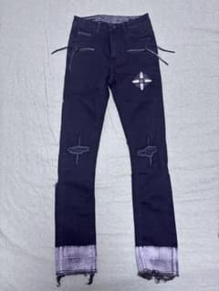 ダークブルー スキニーデニム 刺繍入りのサムネイル