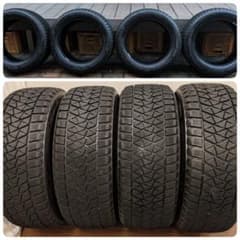 【中古】ブリヂストンスタッドレスブリザック DM-V2 235/55R18 4本のサムネイル