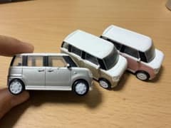 ダイハツ ムーヴキャンバス ミニカー カプセルトイのサムネイル