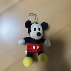 ミッキーマウス ぬいぐるみキーホルダー - メルカリ