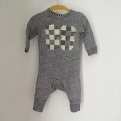 まーちゃん様専用  スエットロンパース 70cmのサムネイル