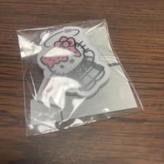 BiSH秘宝館 ハローキティコラボ衣装 リンリンのサムネイル