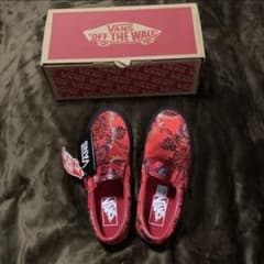 新品♪VANS ヴァンズ CLASSIC SLIP-ON クラシックスリッポンのサムネイル