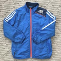 adidas アウター　130サイズのサムネイル