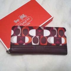 コーチの長財布のサムネイル