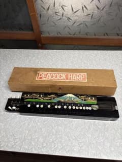 昭和レトロ 琴 ケース付き ピーコックハープ 人力車 花柄 大正琴 和楽器 昭和レトロ PEACOCK HARP 大正琴 富士山柄 ケース付き 和楽器 - メルカリ
