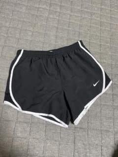 NIKE ナイキ ランニングパンツ　150cmのサムネイル