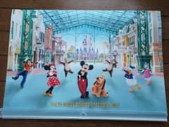 東京ディズニーランド　非売品　2022カレンダーのサムネイル