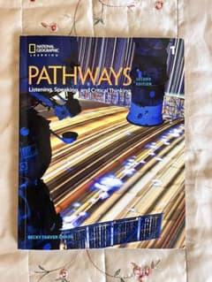 獨協大学使用PATHWAYS Listeningのサムネイル