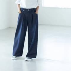 北欧、暮らしの道具店　すっきり見えインタックのワイドデニムパンツのサムネイル