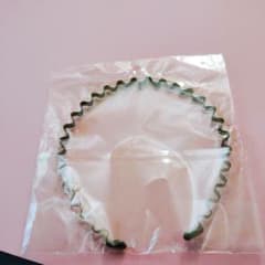 プラスチックカチューシャ未使用のサムネイル