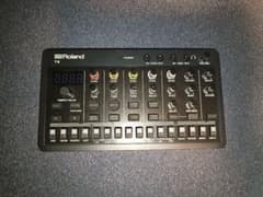 Roland T-8 リズムマシンのサムネイル