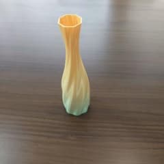 グラデーションカラー 3Dプリント フラワーベース 花瓶のサムネイル