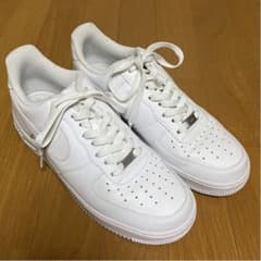 超美品 ナイキ エアフォース1 ロー ホワイトのサムネイル
