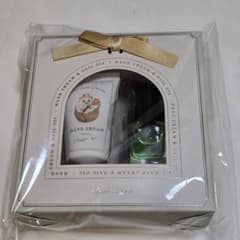 【新品未使用】クーリア クラシックズー ハンドクリーム ネイルオイル ハリネズミのサムネイル