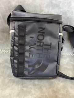 THE NORTH FACE ショルダーバッグ ブラックのサムネイル