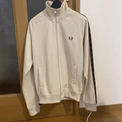 FRED PERRY トラックジャケット ベージュ Sのサムネイル