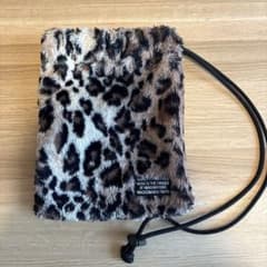 WACKOMARIA SHOULDER POUCH ファー巾着ポーチ wackomaria レオパード ポーチ 巾着 - メルカリ