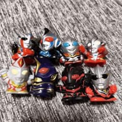 ウルトラマン ソフビ 指人形 8体 - メルカリ