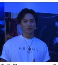 HIRO様専用balenciaga  Tシャツのサムネイル