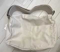 LOWRYS FARM 柔らかボディBAGのサムネイル