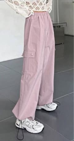 SHEIN DAZY パラシュート カーゴパンツ ピンク　Sサイズ　新品未使用品のサムネイル