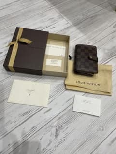 ルイ・ヴィトン 二つ折り財布 ダミエ　N61674のサムネイル
