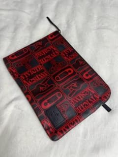 Vivienne Westwood ロゴプリント クラッチバッグのサムネイル