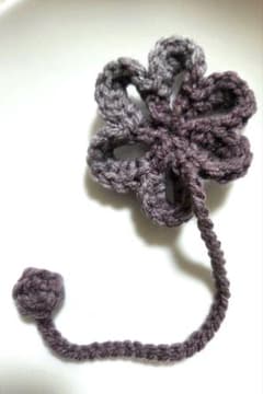 【ハンドメイド】かぎ針編み フラワーしおりのサムネイル