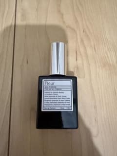 AUX PARADIS Fleur 香水 15mlのサムネイル
