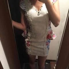 キャバクラ ワンピースのサムネイル