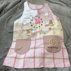 ⑦ミッフィーエプロン 時計デザインのサムネイル