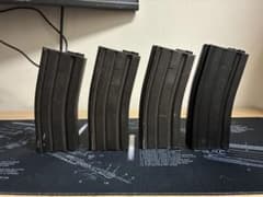 M4 スタンダードマガジン多弾 4本セット 動作確認済のサムネイル