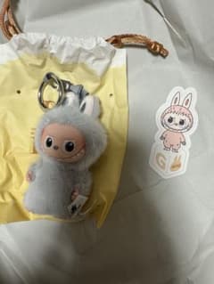 LABUBU PIN FOR LOVE イニシャルのサムネイル