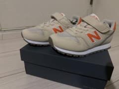 newbalanceキッズ　373のサムネイル