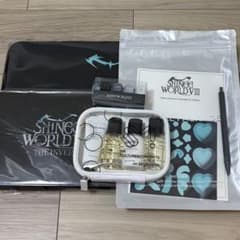SHINee WORLD VIII グロパ 特典 - メルカリ